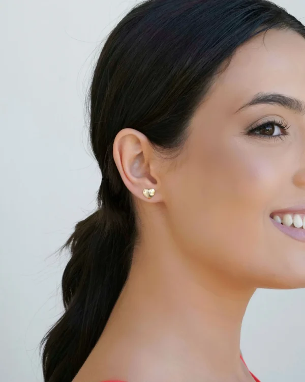 Brinco Coração Liso Banhado a Ouro 18K - Foto 4