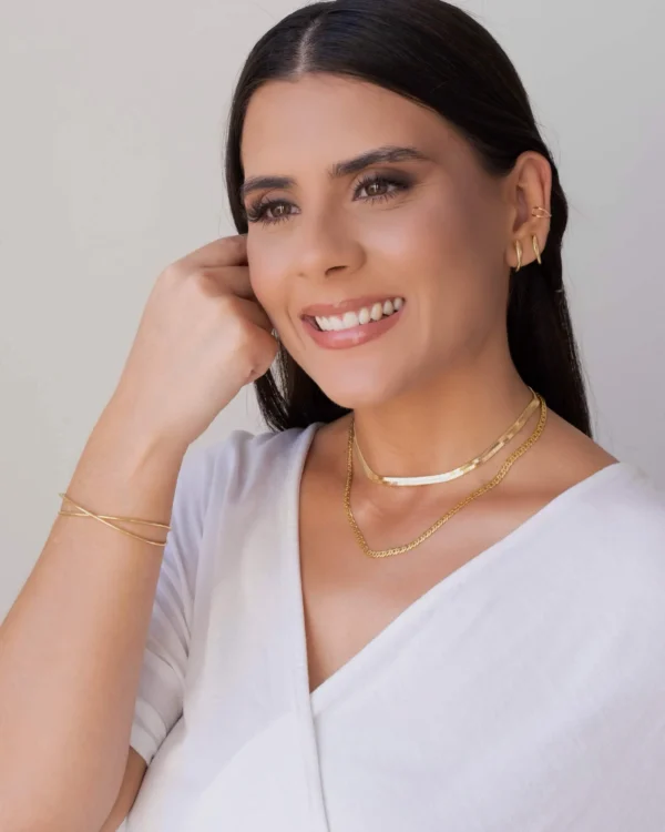 Ear Hook Liso Banhado a Ouro 18K - Foto 3